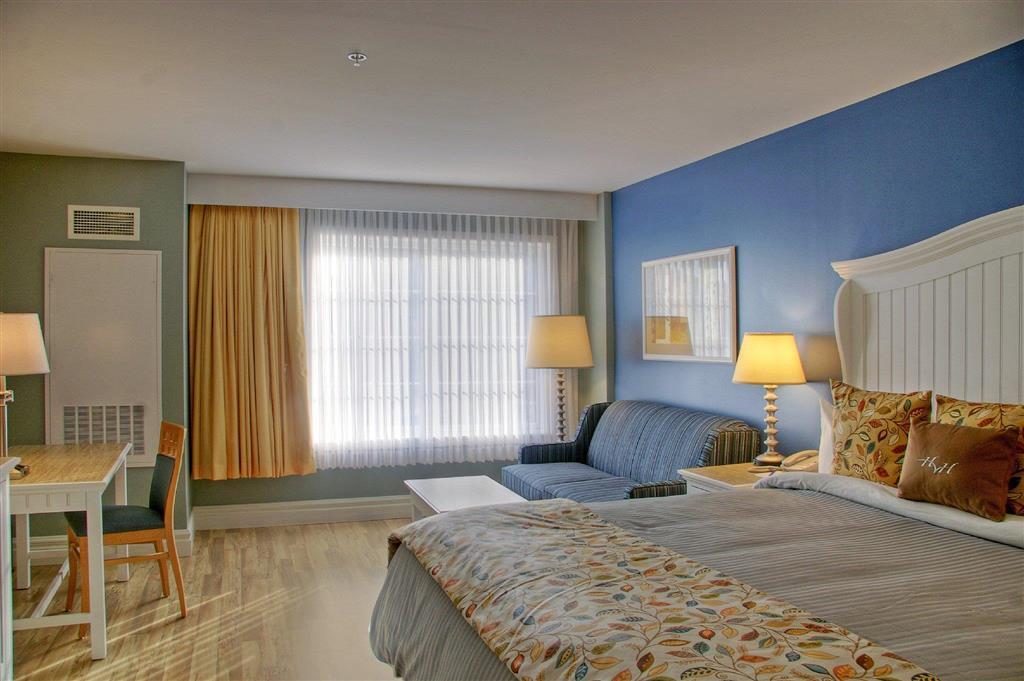 Harbor Hotel 3*