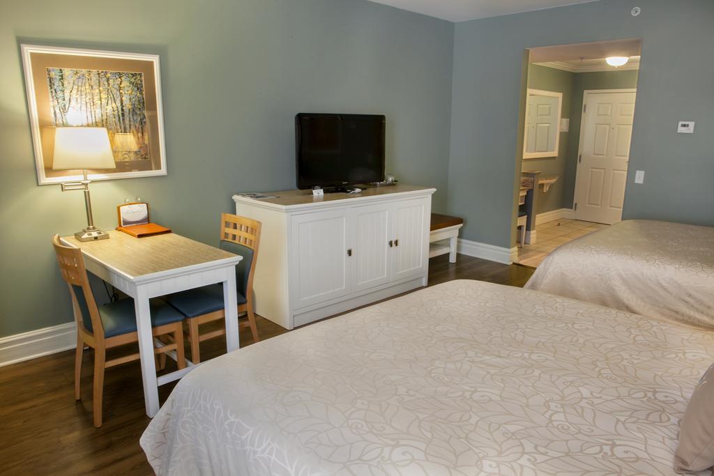 Harbor Hotel 3*
